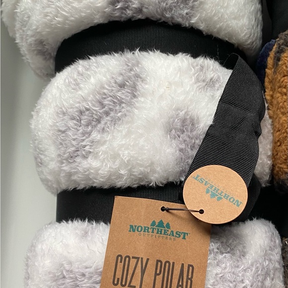 NWT NORTHEAST OUTFITTERS BUNDLE Polar Sherpa Blankets Bundle of 3, Portable - Picture 5 of 5